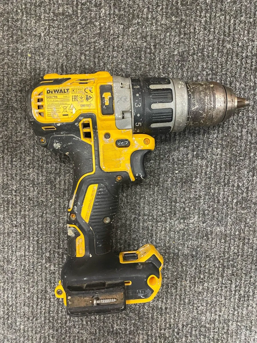 Dewalt Drill DCD796 bare unit - Image 2