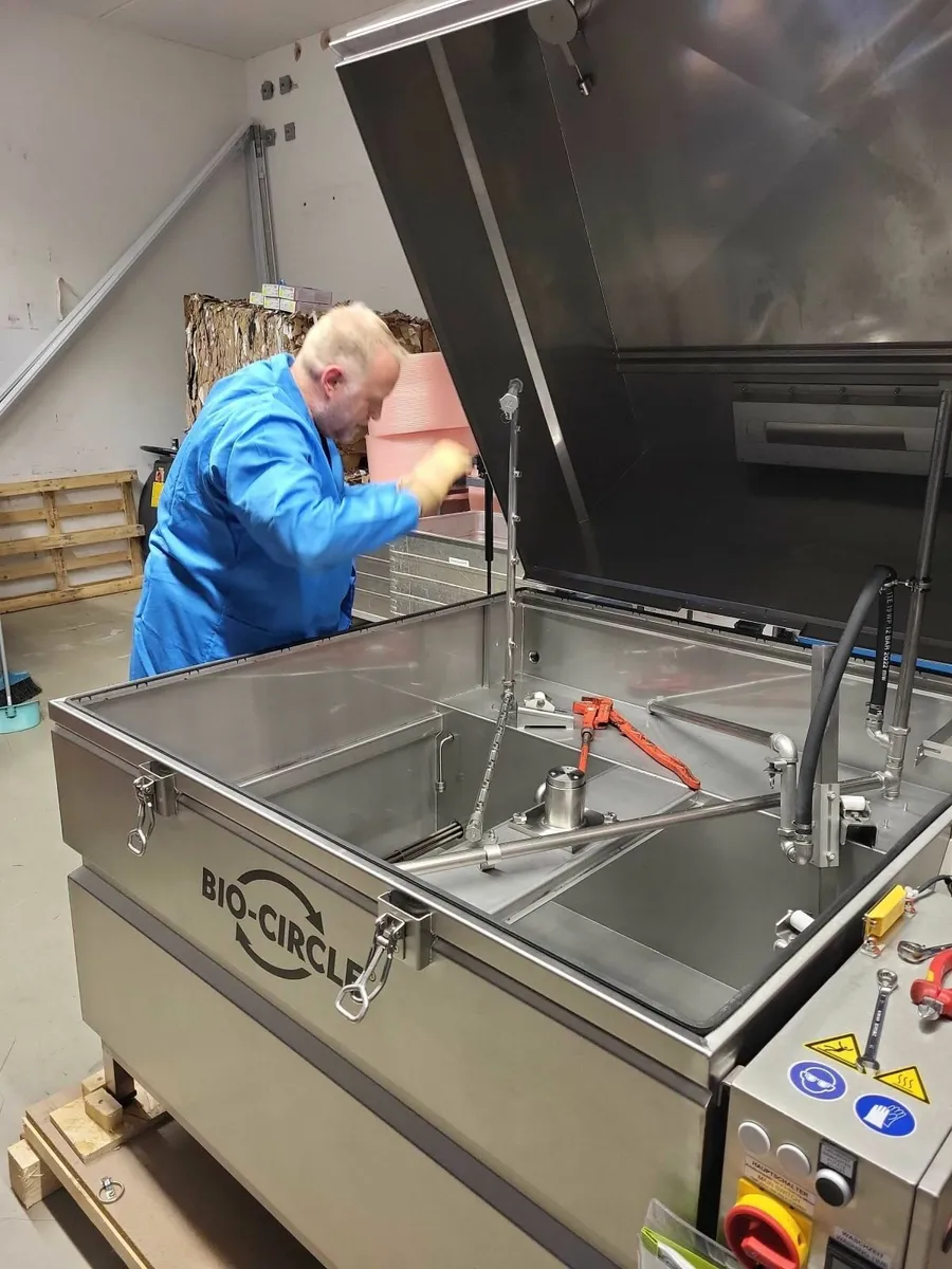 Hot Parts Washer - Image 3