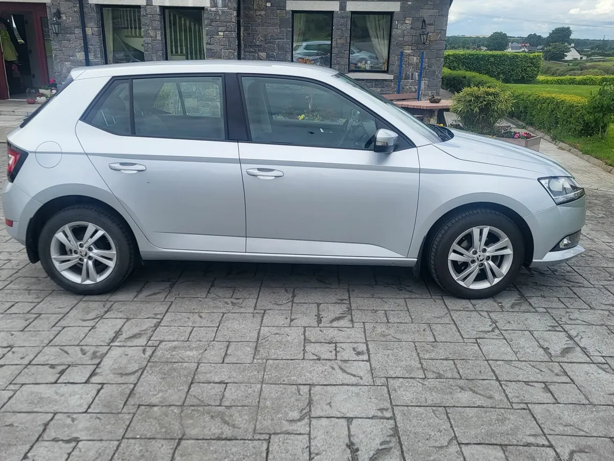 Skoda Fabia 2021 - Image 2