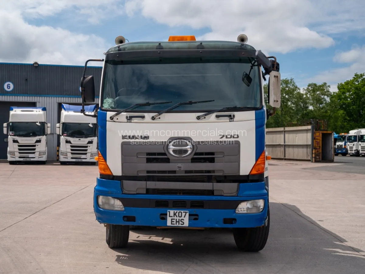 2007 (07) HINO 700 SERIES TIPPER 8X4 - Image 2