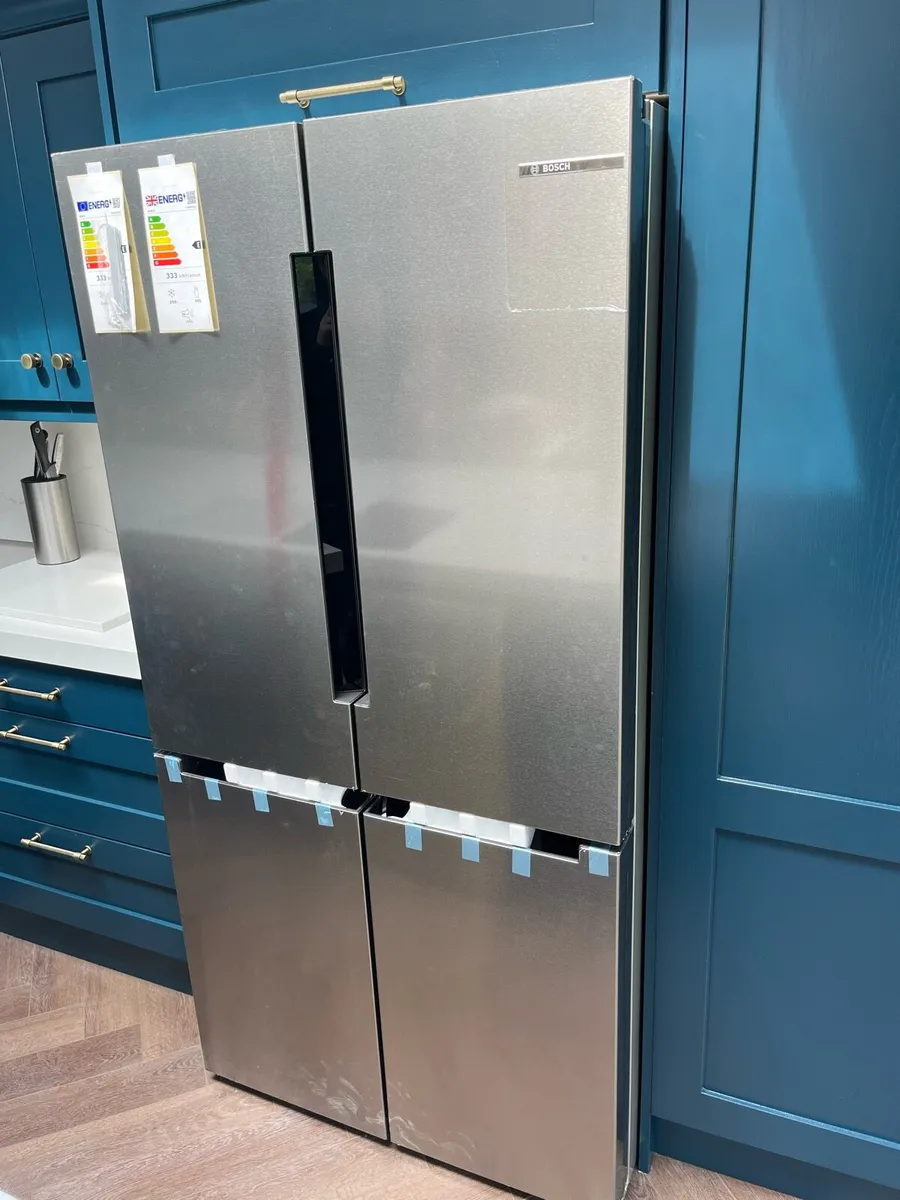 Bosch Series 4 - American Fridge Frezee - Image 1