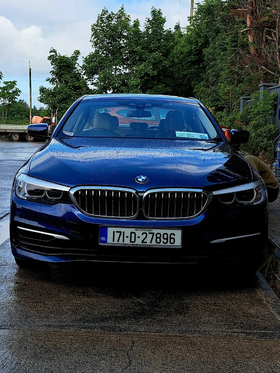 BMW 5-Series 520D  2017 G30 - Image 1