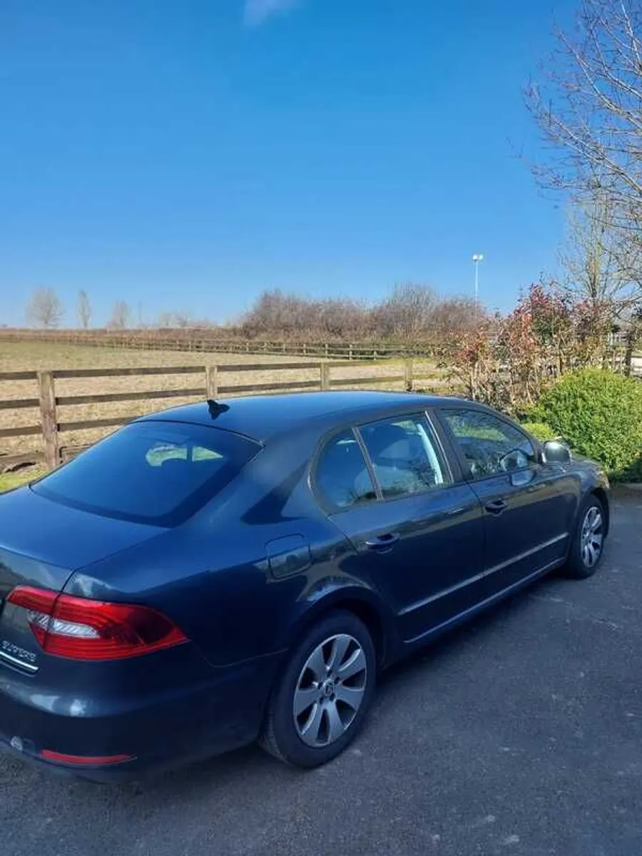 2014 Skoda Superb - Image 3