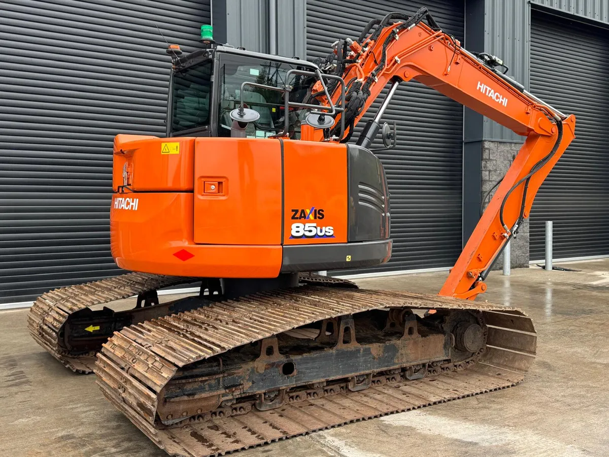 2022 Hitachi ZX85US-6 Bogmaster - Image 4