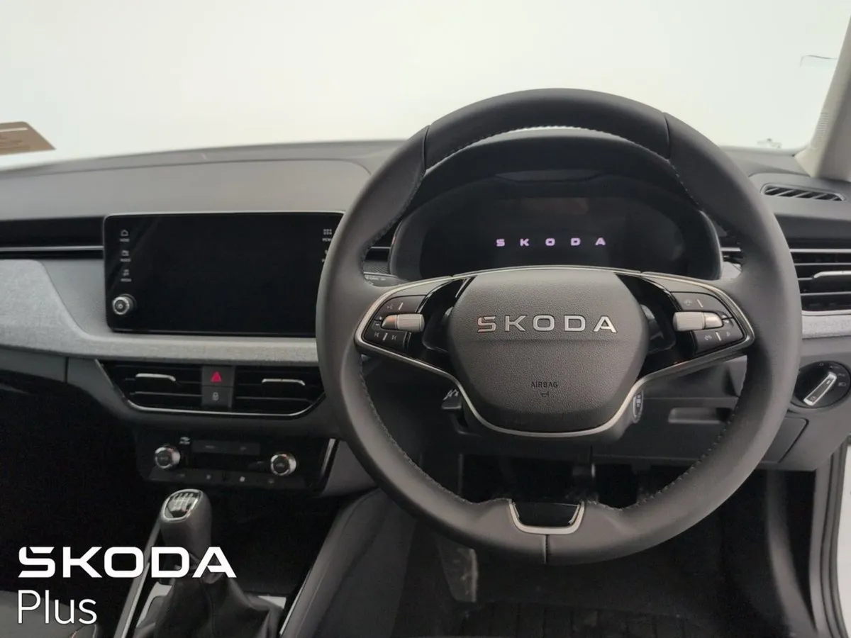 Skoda Kamiq Selection 1.0tsi 115HP - Image 3