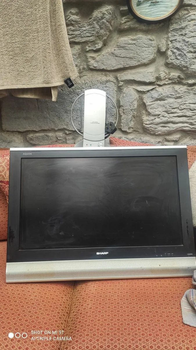 Sharp 32" Tv with antenna. No remote. - Image 1