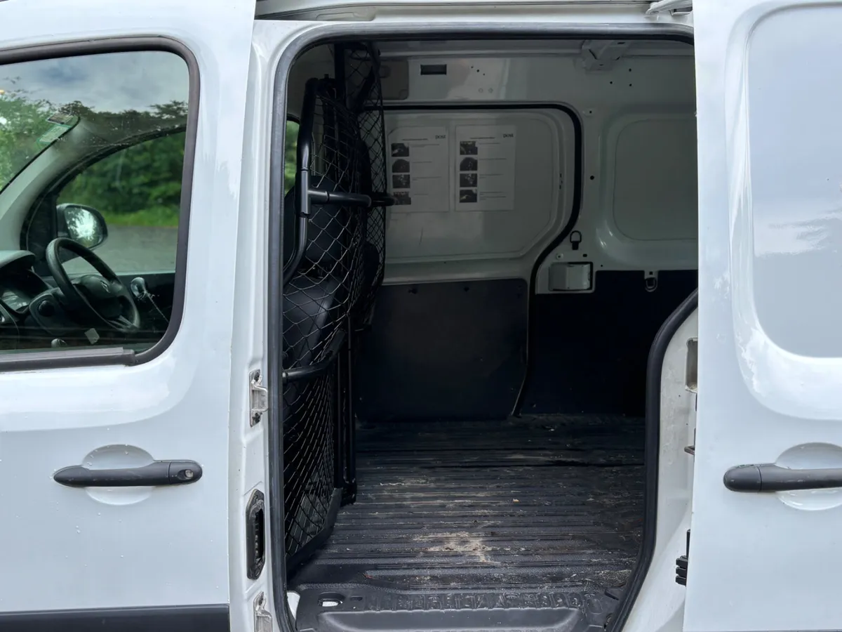 2019 Renault Kangoo vat included ⭐️ - Image 4