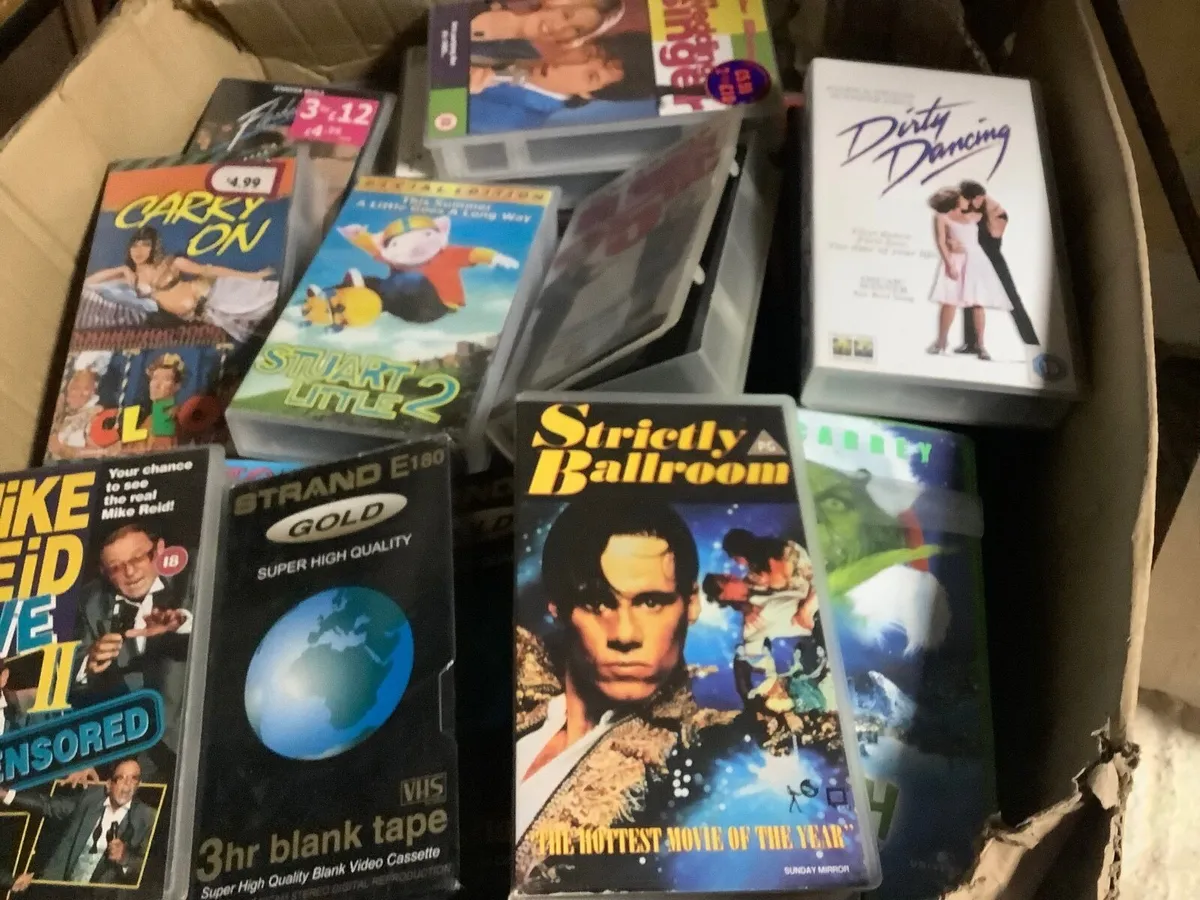 Full box of video tapes - Image 2