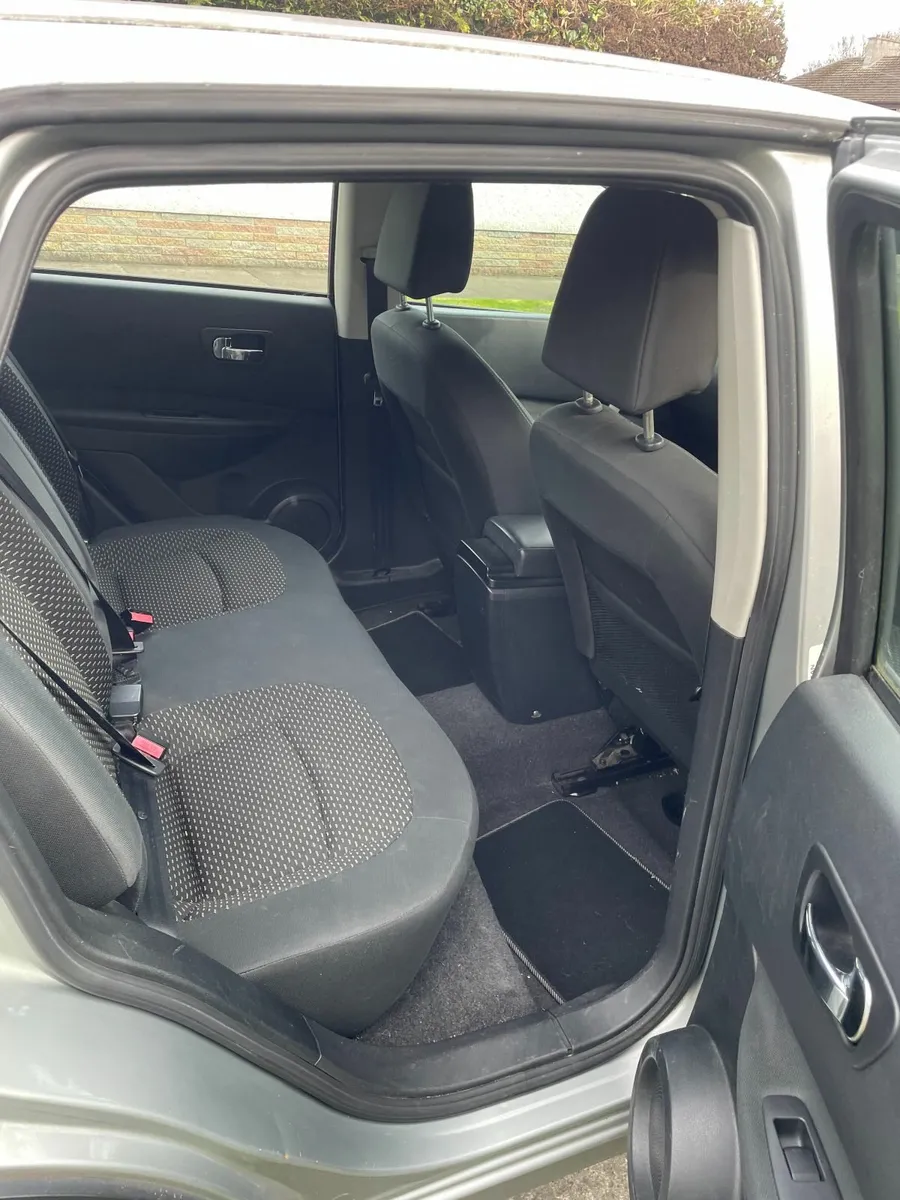 Nissan Qashqai 2008 - Image 2
