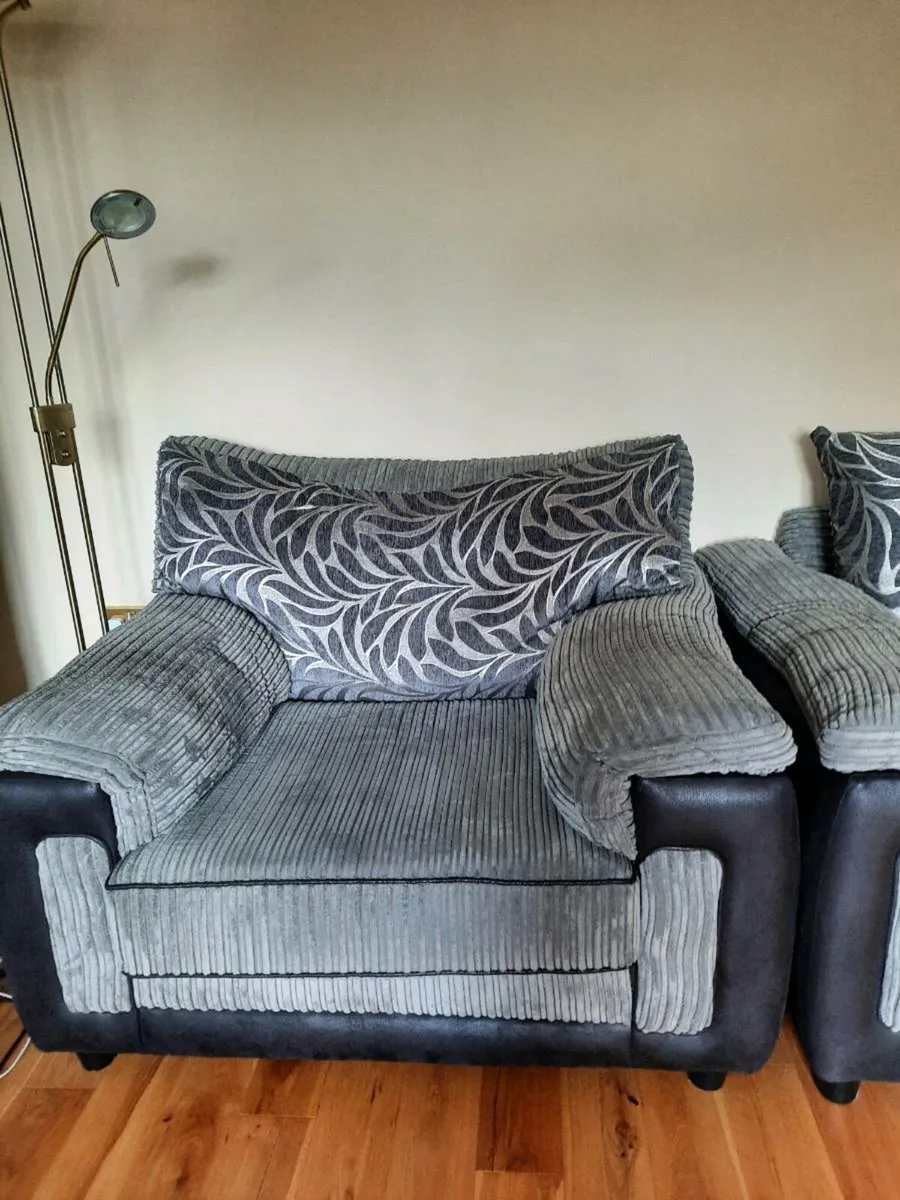 L Shaped Couch - Image 3