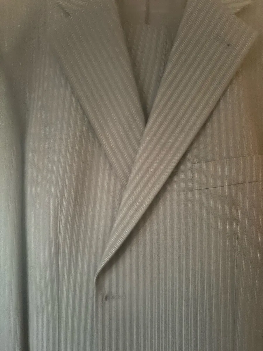 Men’s suit - Image 1
