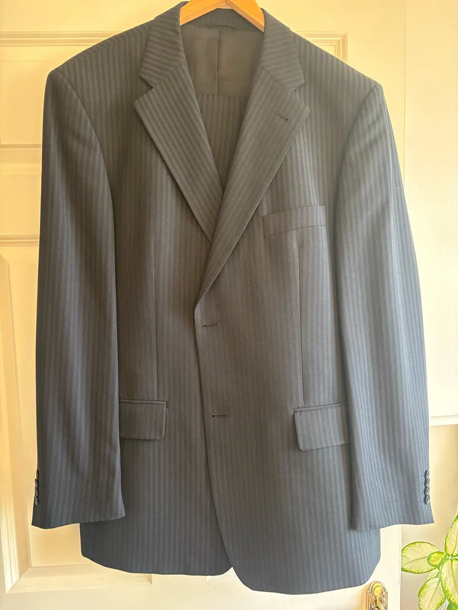 Men’s suit - Image 2