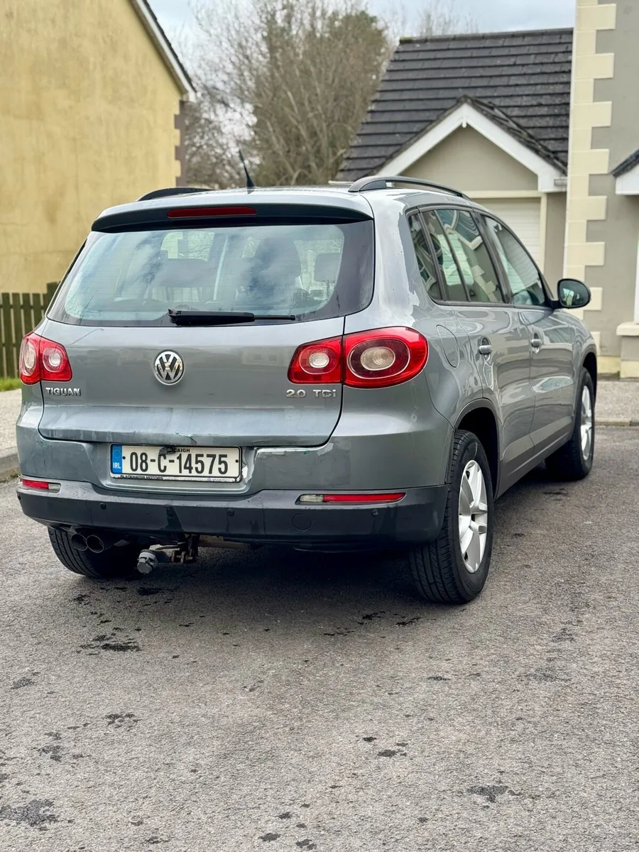 Volkswagen Tiguan - Image 4