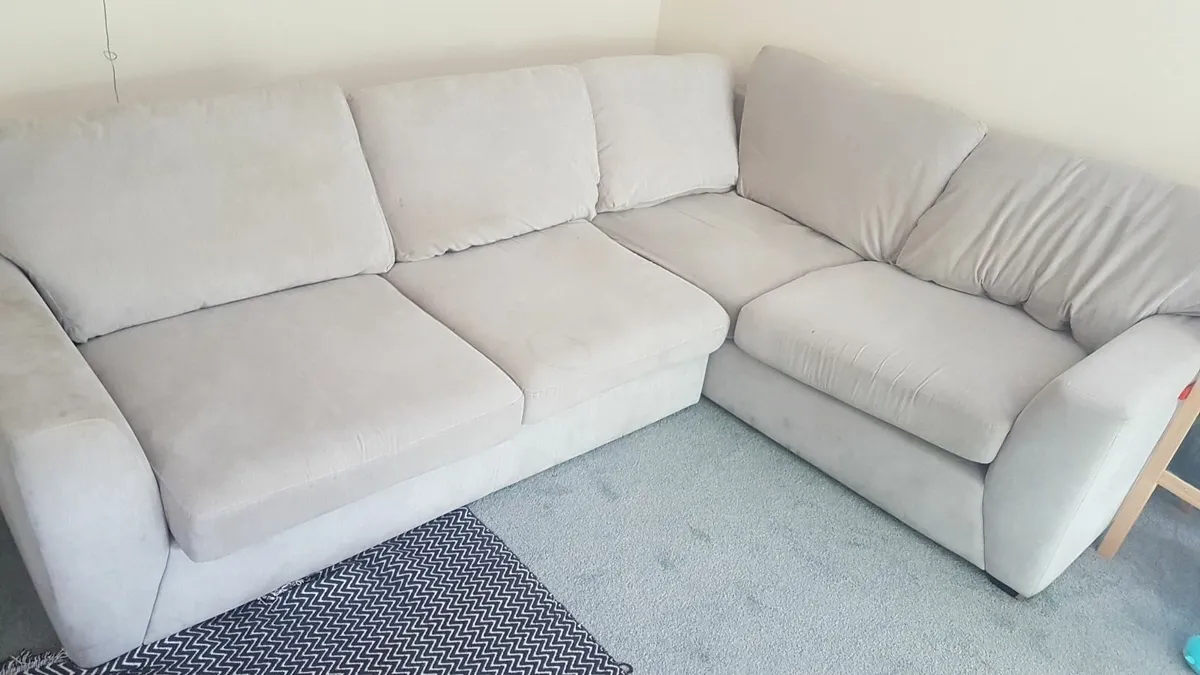Couch - Free To Take Away - Image 1