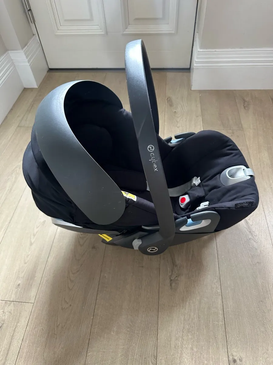 Cybex cloud baby car seat - Image 2