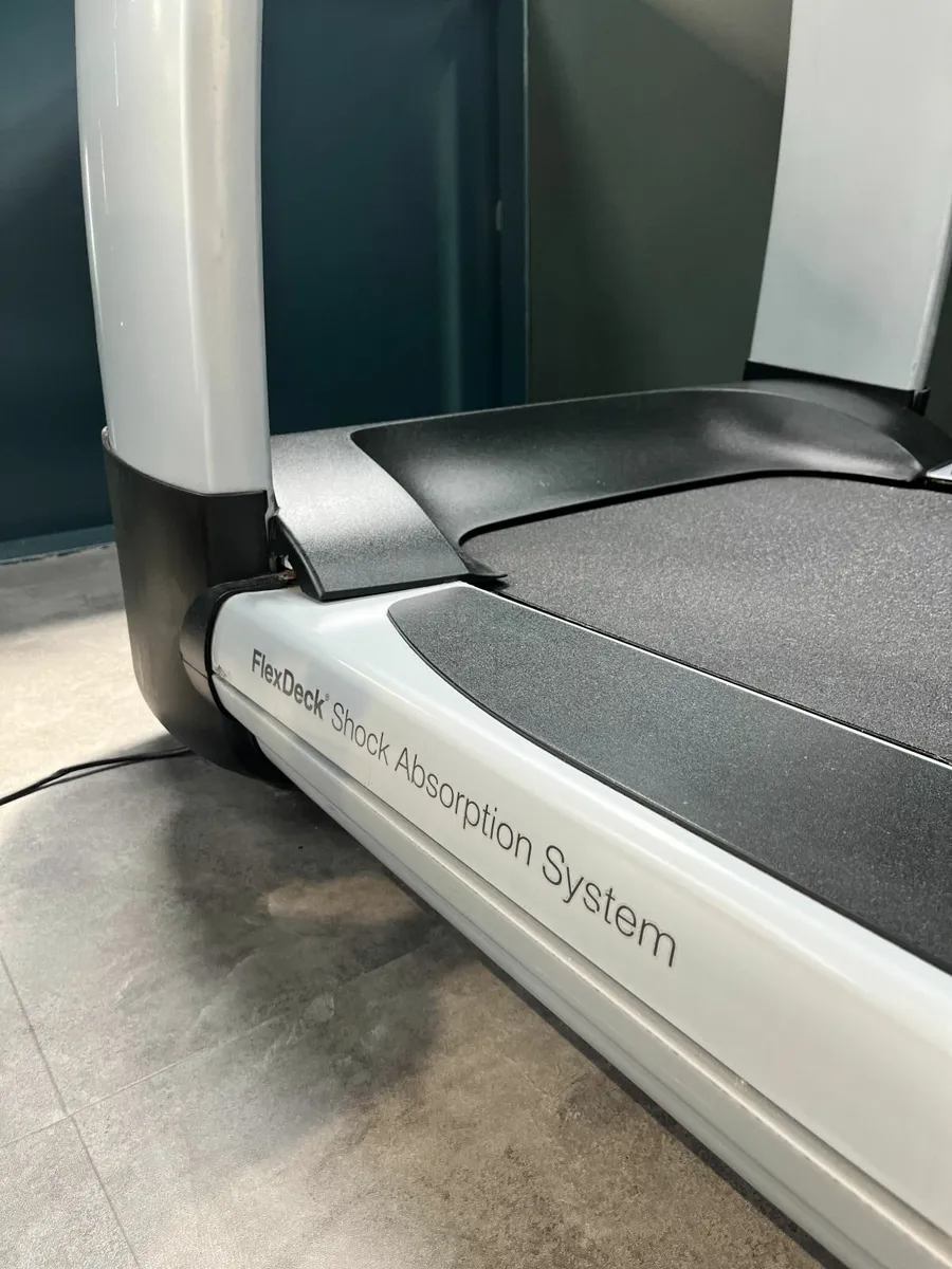 Life Fitness Treadmills - Image 2