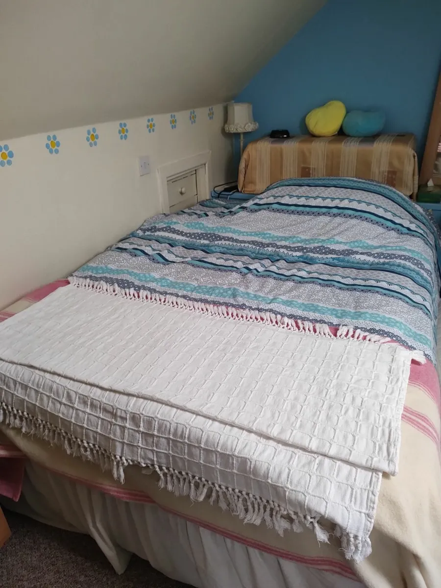 Divan bed