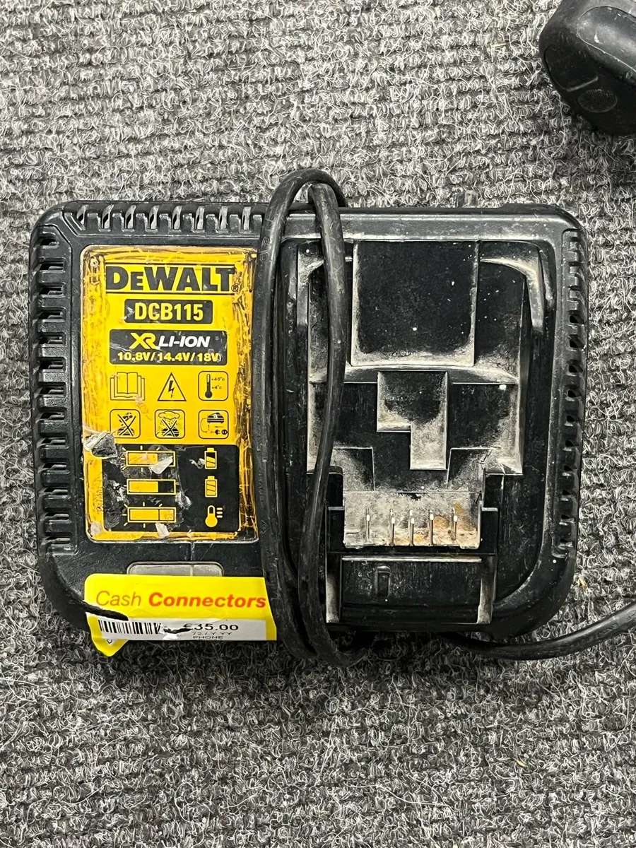 DeWalt Battery Charger