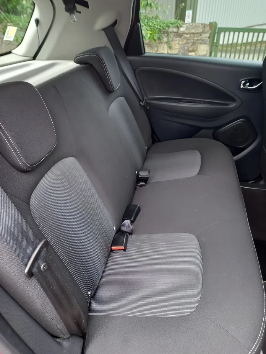 2018 Renault Zoe Dynamique Electric - Image 3