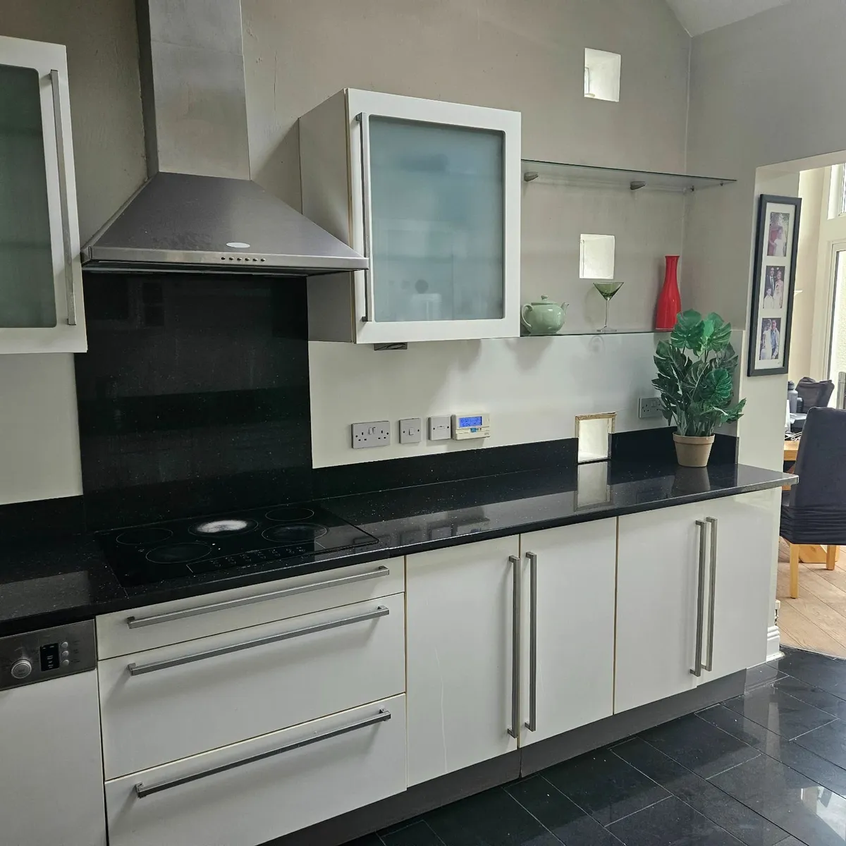Kitchen - Image 2