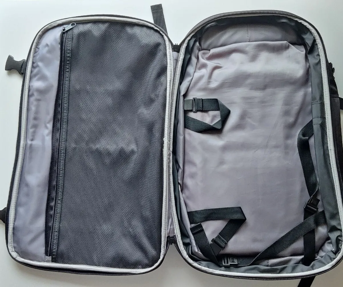 Amazon Basics 45L Travel Backpacks – Like New - Image 3