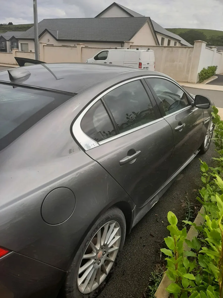 Jaguar xe r sport 2016 please read add - Image 4