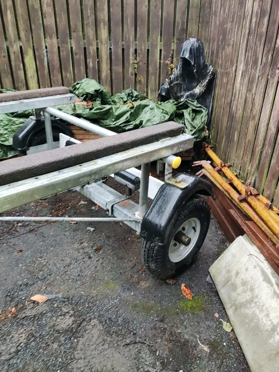 inflatable boats trailer - Image 1