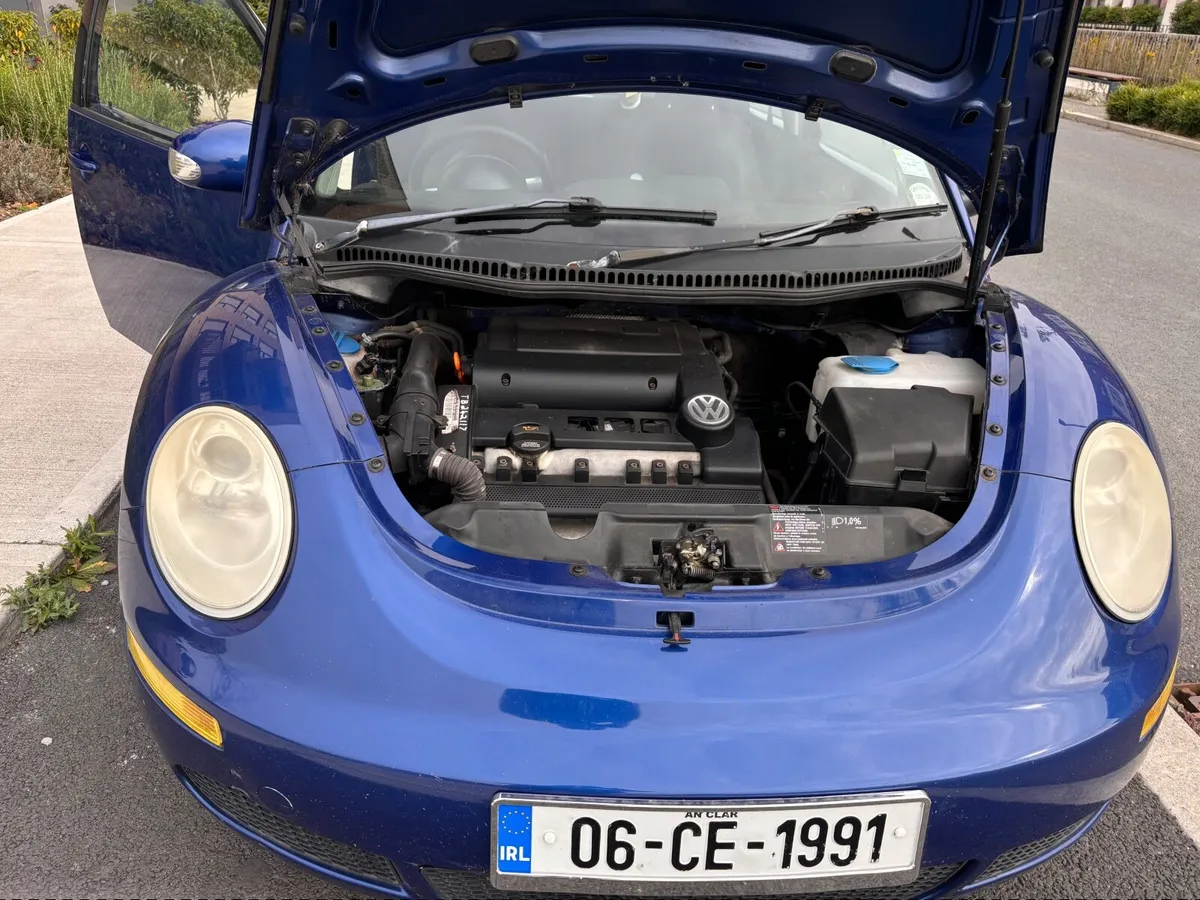 Volkswagen Beetle 2006 - Image 3