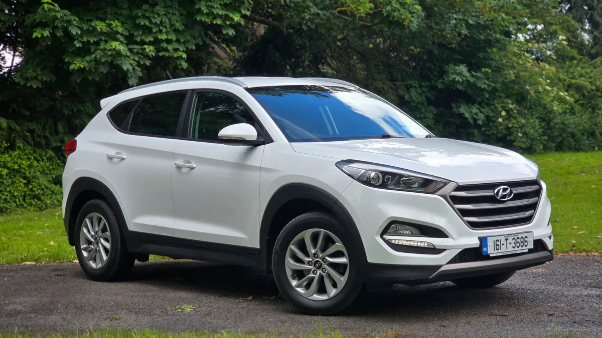 2016 Hyundai Tucson 1.7 CRDI Comfort Plus Low Mile - Image 2