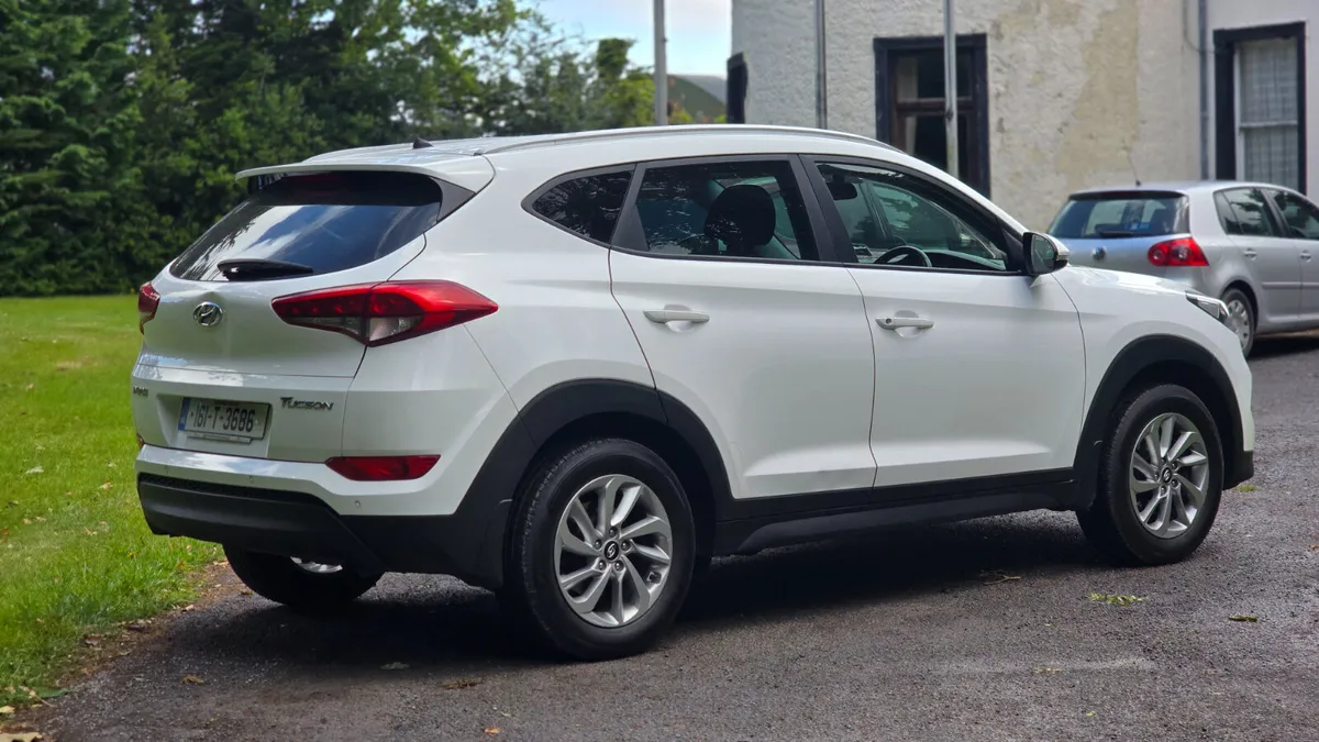 2016 Hyundai Tucson 1.7 CRDI Comfort Plus Low Mile - Image 4