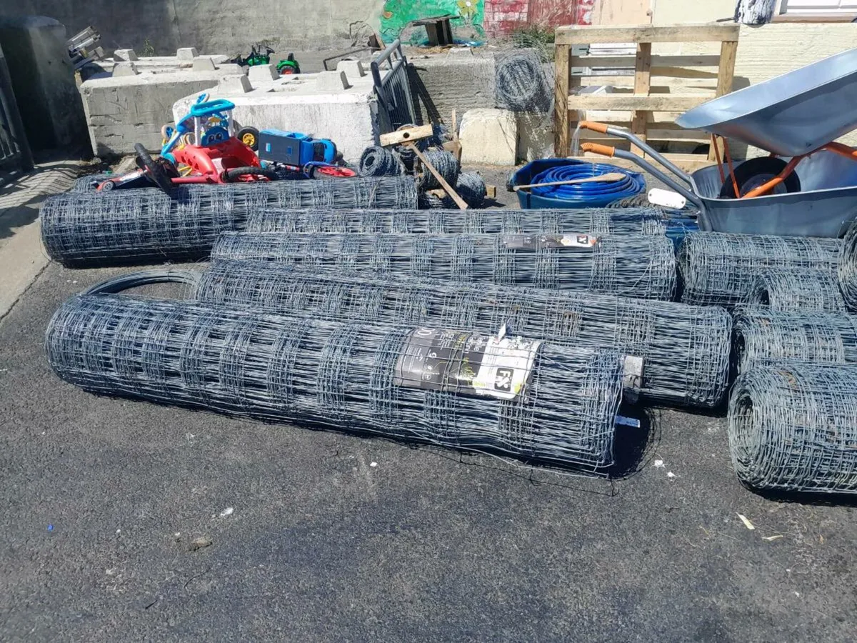 High tensile stock Fenton 100 m rolls - Image 2