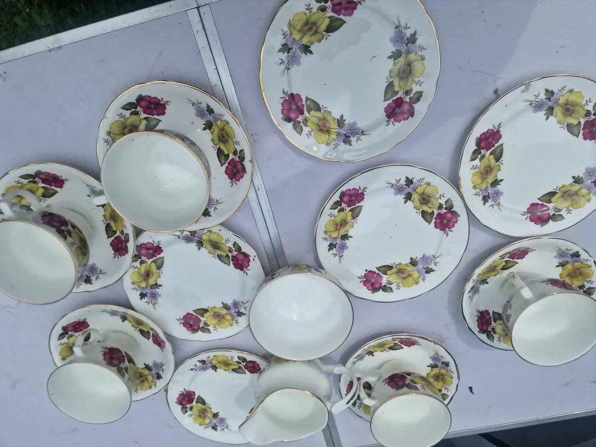 Arklow China tea set. - Image 1