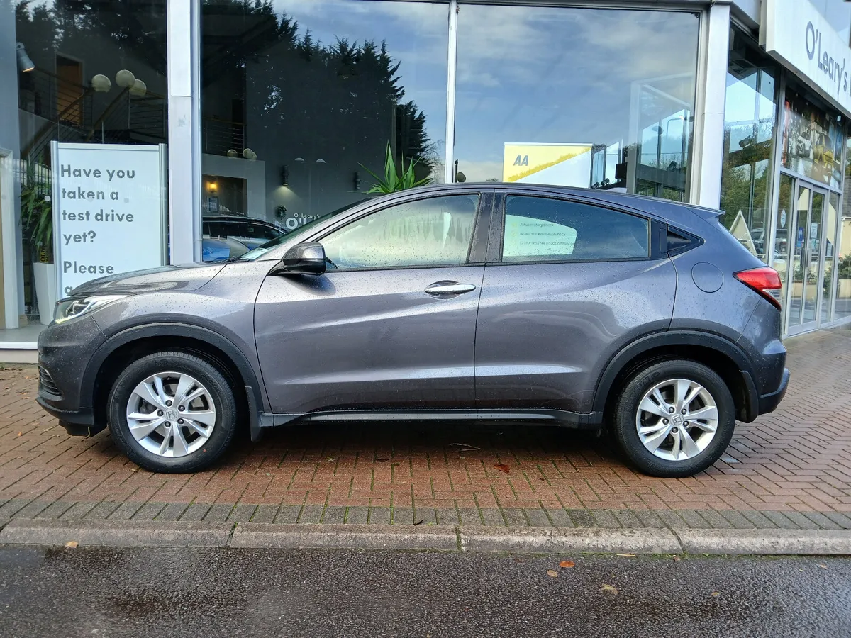 2021 Honda HRV 1.5 SE AUTO, 1 OWNER, 49km - Image 4