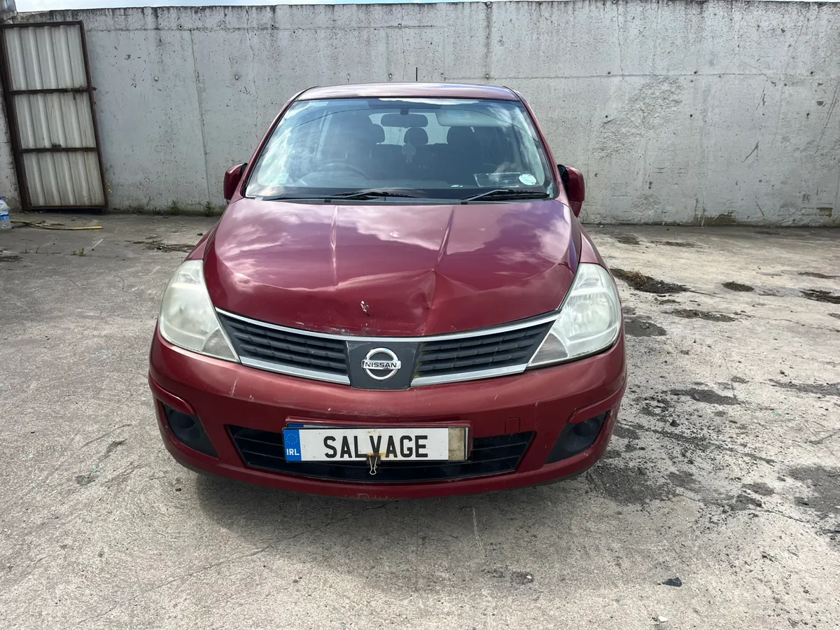 2011, Nissan Tida - Image 2