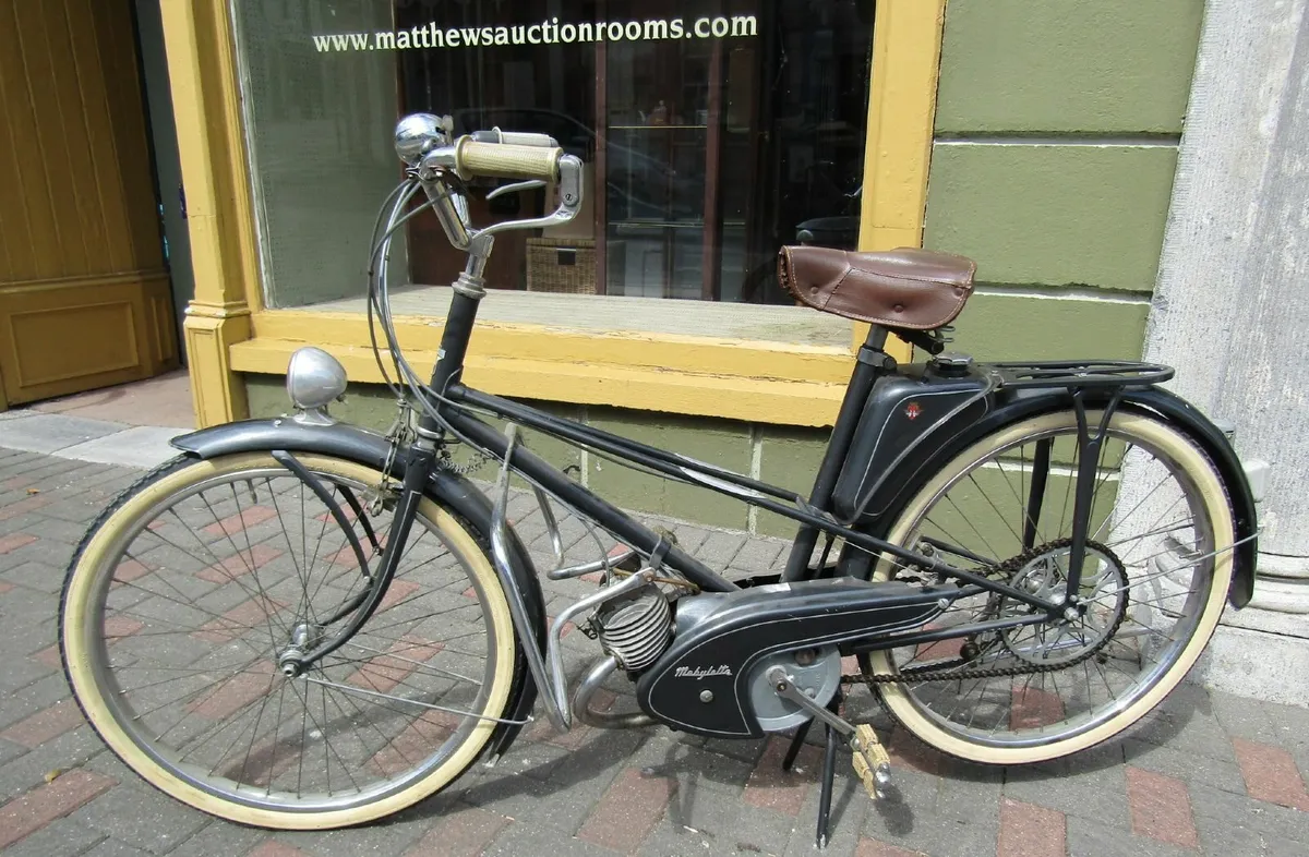 Antiques & Collectables - Image 2