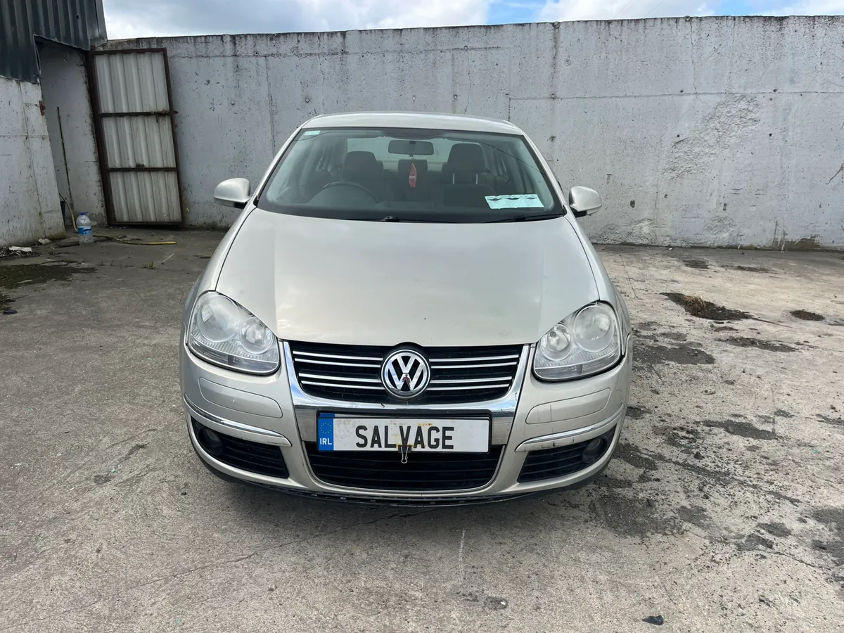 2010, VW Jetta - Image 2