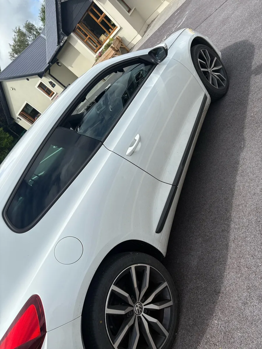 Car - Image 2