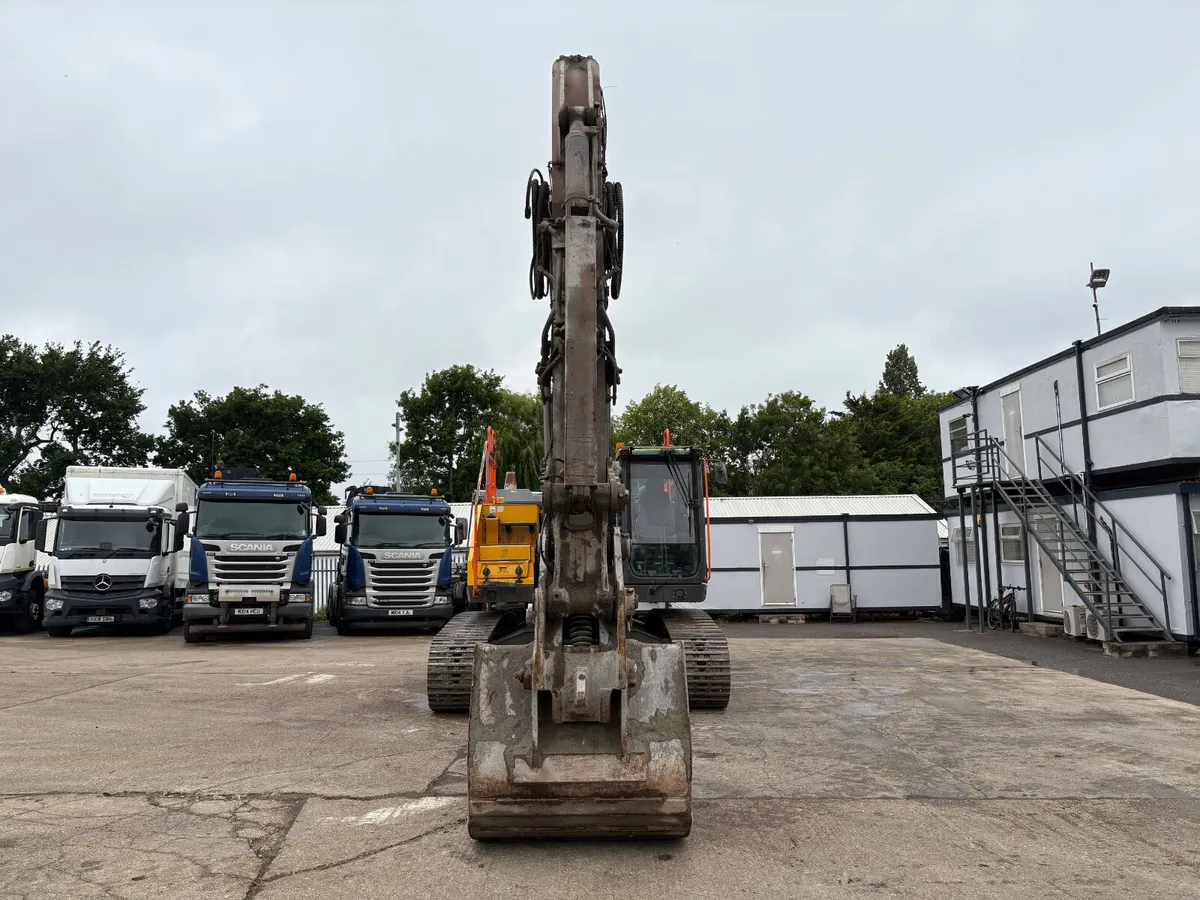 VOLVO EC250EL EXCAVATOR - Image 4