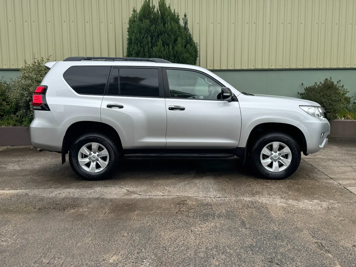 Toyota Land Cruiser 2020, NI VEHICLE, NO VAT - Image 4