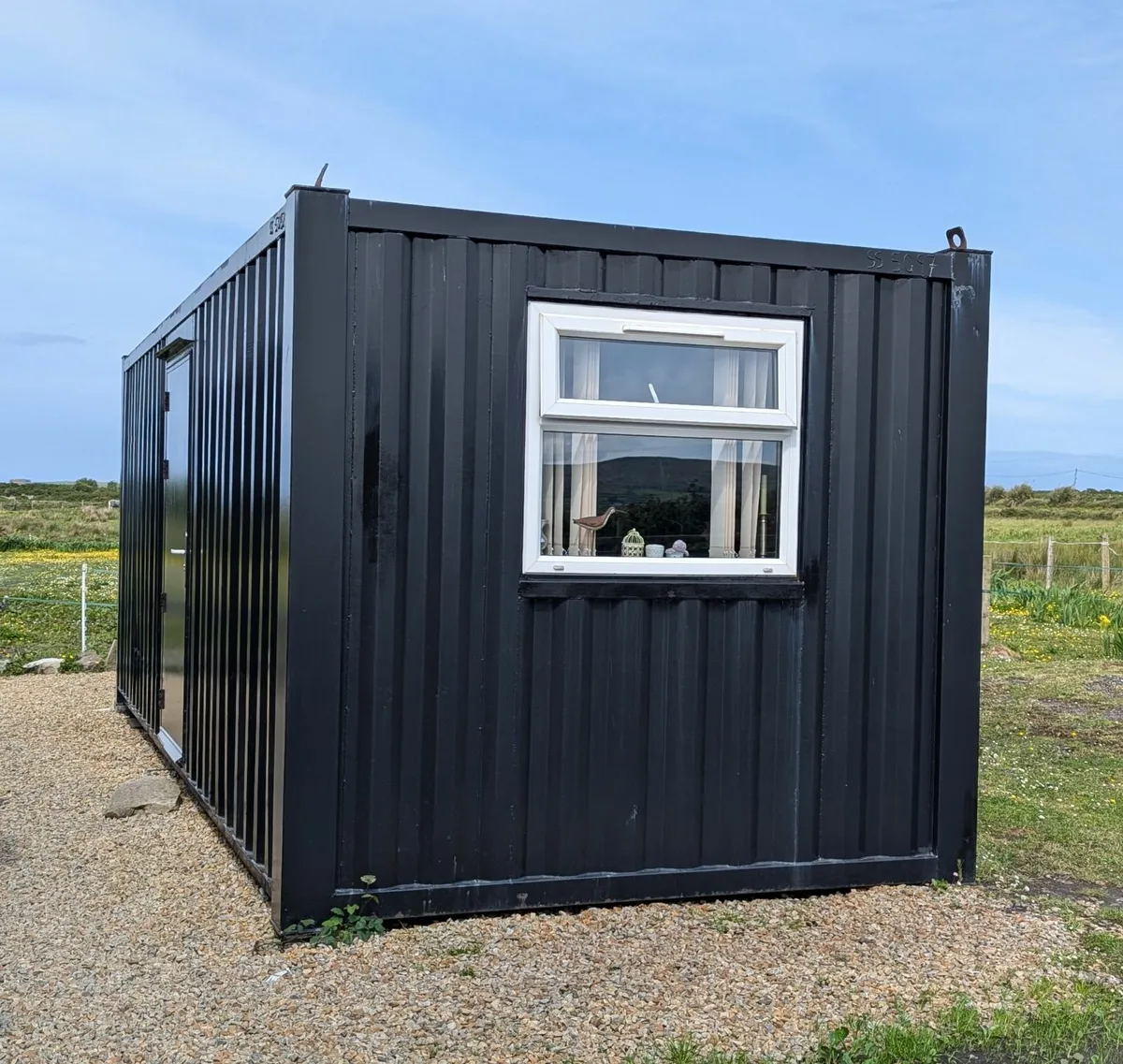 Container Cabin - Image 1