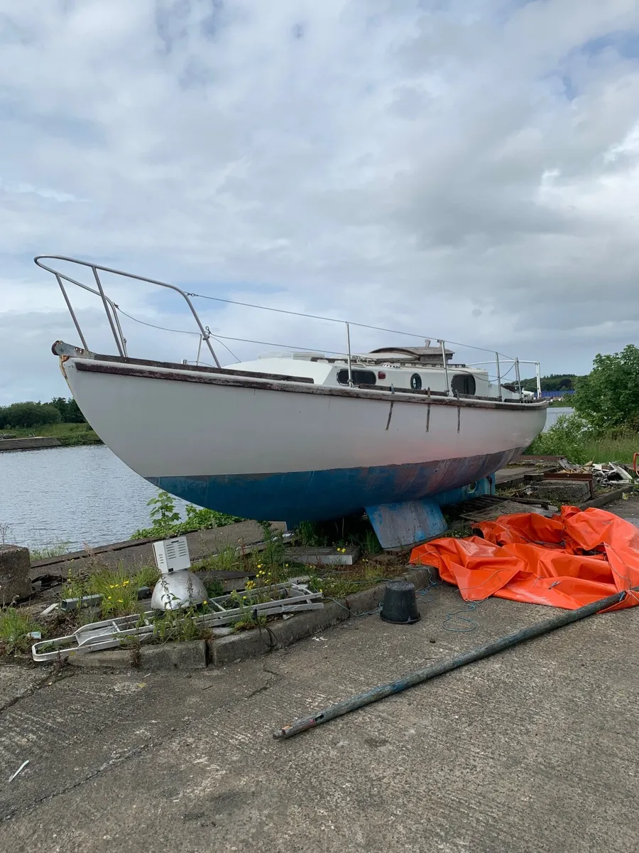 26’ Mac Wester sail boat - Image 1