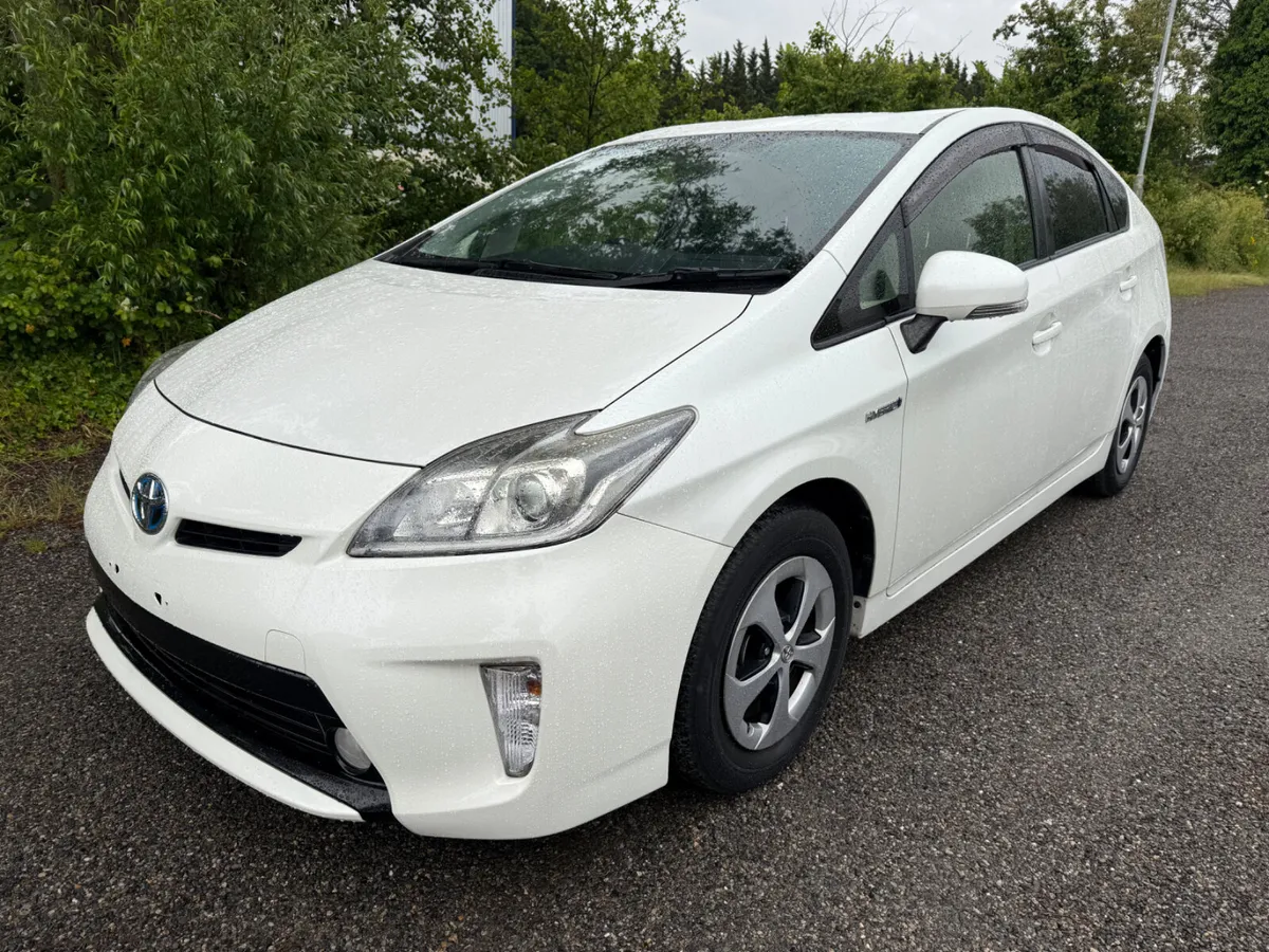 Toyota Prius lether seats!!! - Image 2