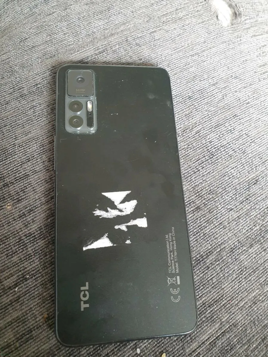 TCL...PHONE FOR PARTS .... - Image 1