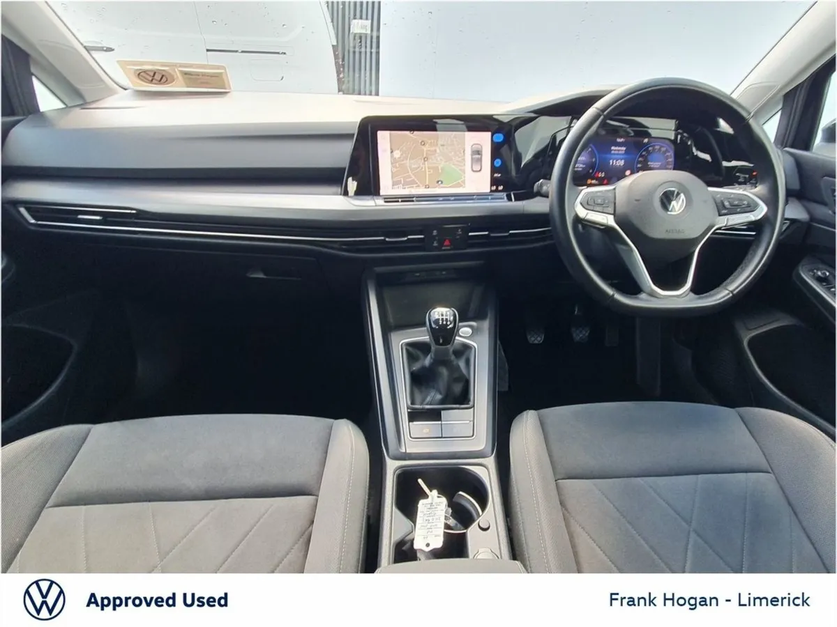 Volkswagen Golf 2.0 TDI 115HP Style  call / Text - Image 2
