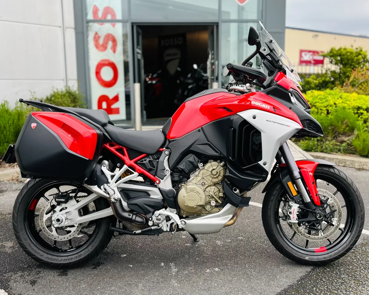 DUCATI MULTISTRADA V4 S RADAR & TRAVEL + EXTRAS - Image 1