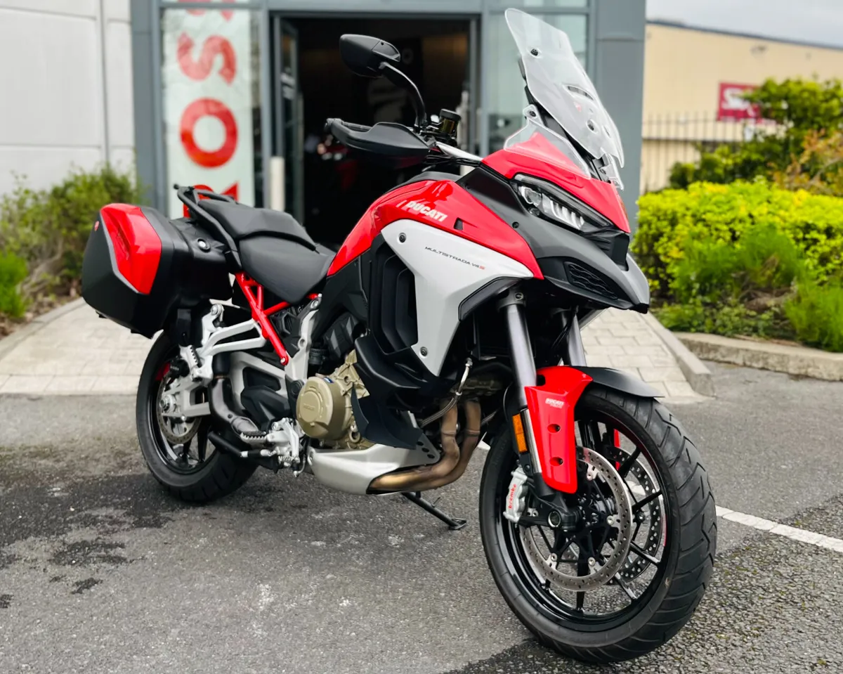 DUCATI MULTISTRADA V4 S RADAR & TRAVEL + EXTRAS - Image 2