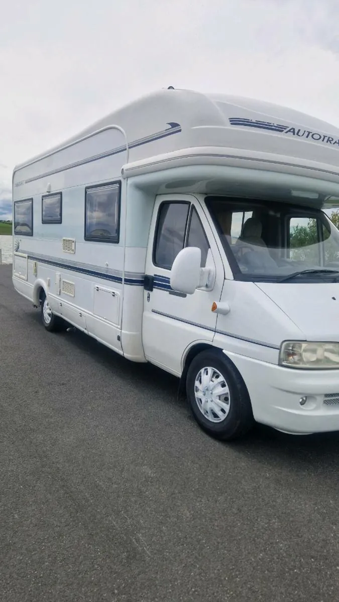 CAMPER 5/6 Berth Autotrail dakota SE. - Image 2