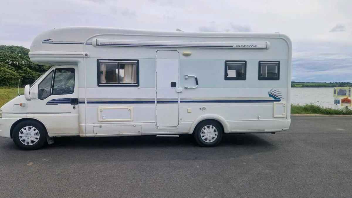 CAMPER 5/6 Berth Autotrail dakota SE. - Image 3