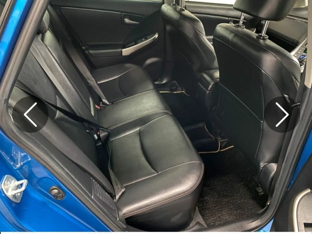 Toyota Prius 2014 - Image 2