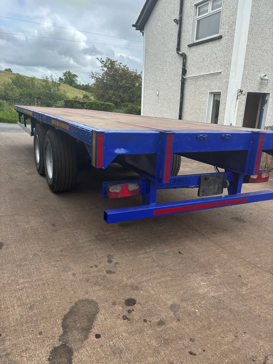 28ft FLAT TRAILER - Image 1
